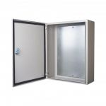 Корпус навесной ЩРНМ-3 650х500х220 IP54 с монтаж. панелью метал. DEKraft 30603DEK Корпус навесной ЩРНМ-3 650х500х220 IP54 с монтаж. панелью метал. DEKraft 30603DEK