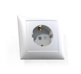 Розетка 1-м СП Селена РС16-400 16А IP20 с заземл. защ. шторки бел. Кунцево 8121 Розетка 1-м СП Селена РС16-400 16А IP20 с заземл. защ. шторки бел. Кунцево 8121